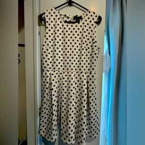 Black and white polka dot dress from Forever 21. Doesn’t come with hanger.